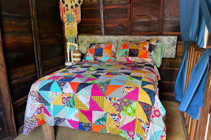 Room 8 of 60