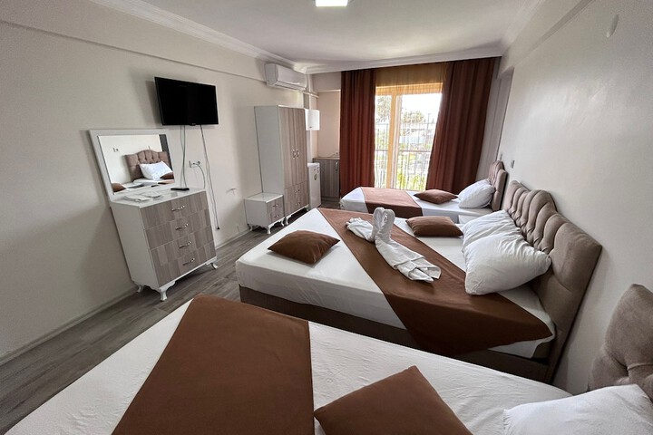 Room 4 of 57