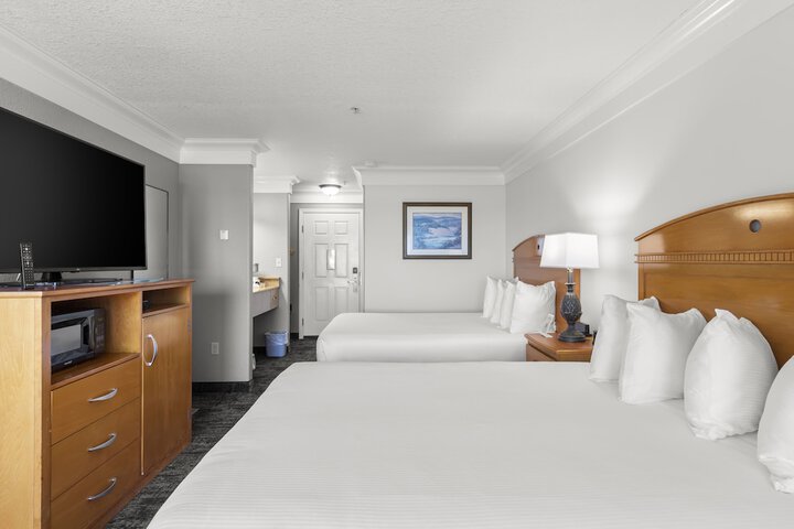 2 Queen Beds Ocean View (3 of 30)