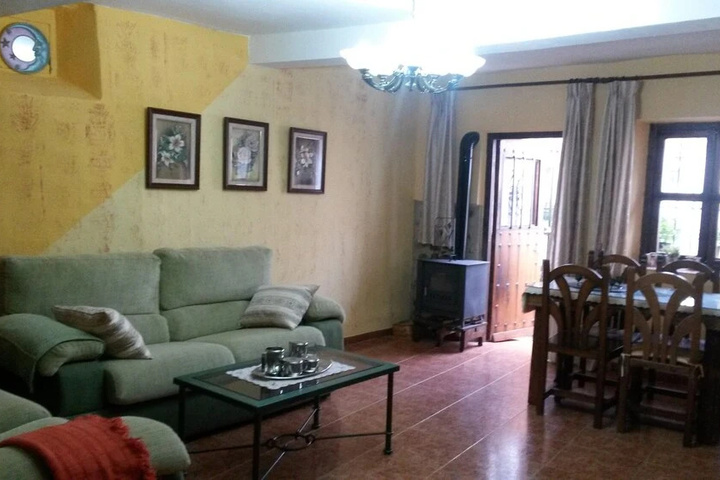 Room 2 of 13