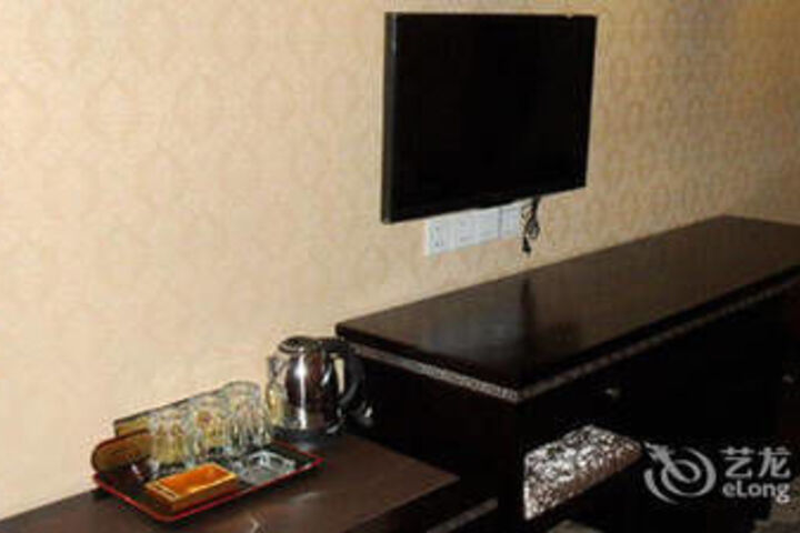 Room 53 of 62