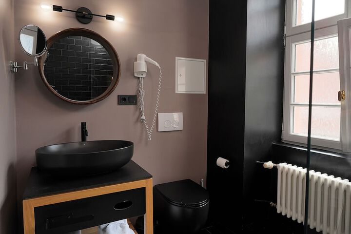 Room 20 of 36
