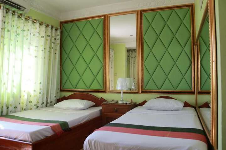 Room 22 of 29