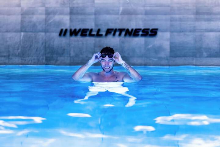 Pool 106 of 248