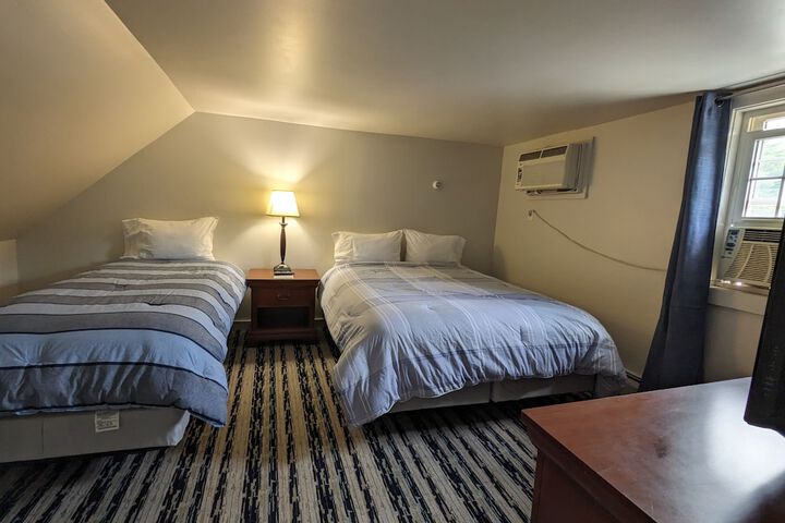Room 35 of 58