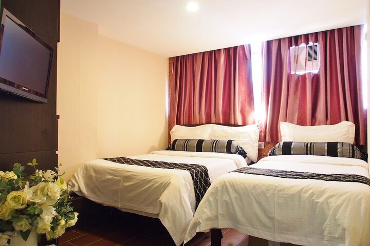 Room 15 of 73