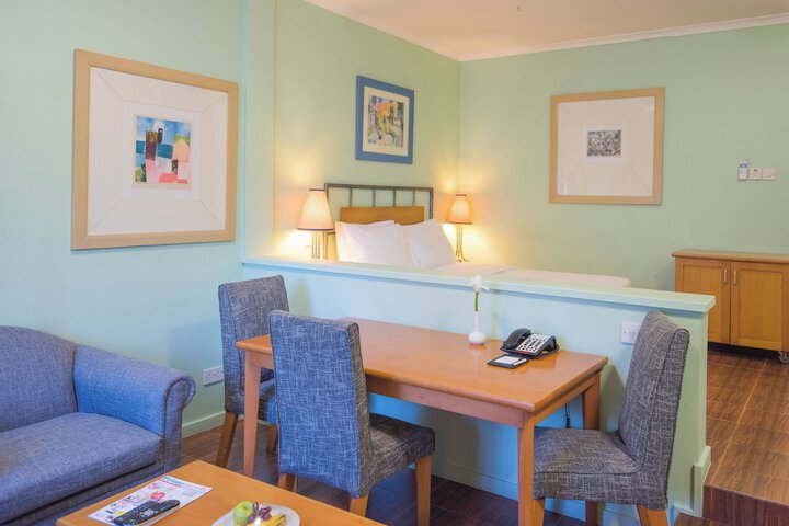 Room 25 of 85
