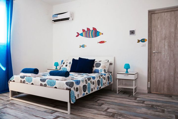 Room 18 of 26