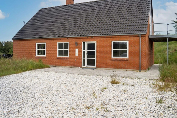 Sprawling Holiday Home in Hanstholm With Whirlpool