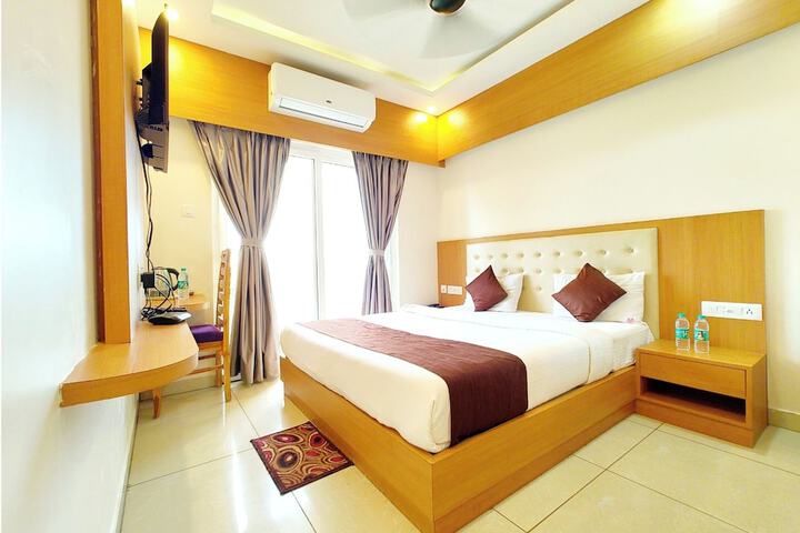 Room 9 of 27