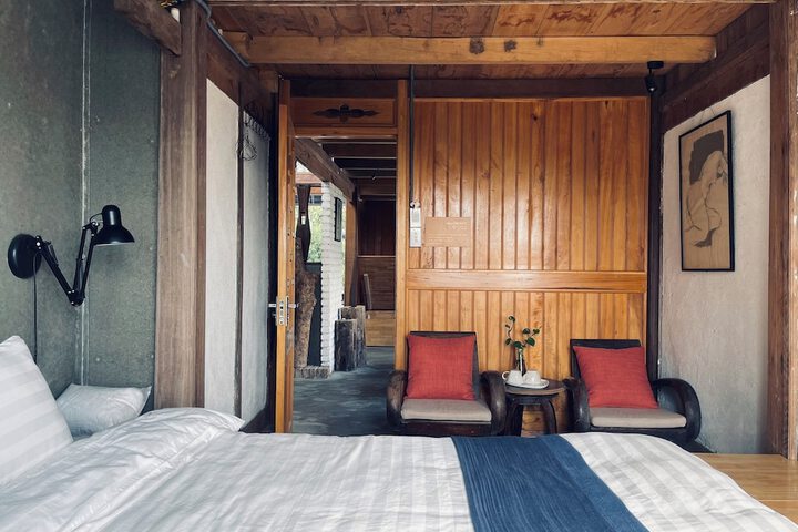 Room 26 of 73