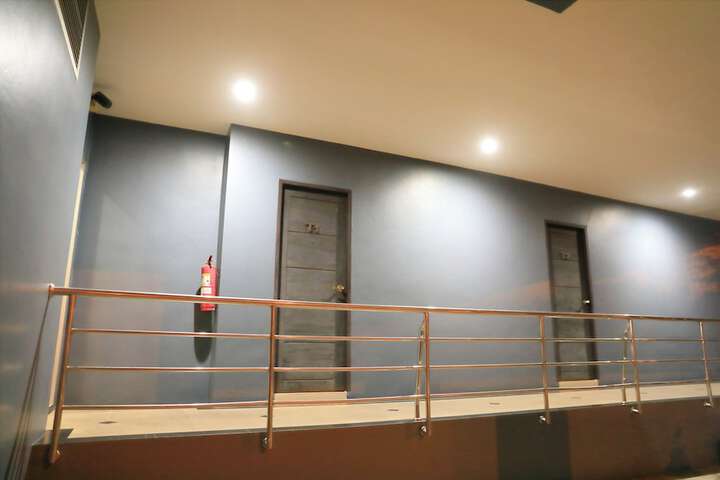 Ballroom/Hall 20 of 24