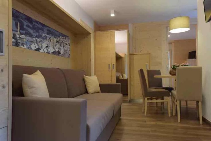 Room 20 of 43