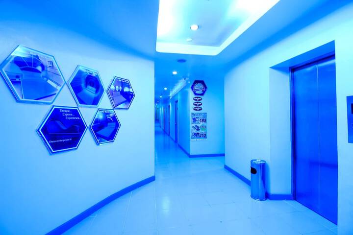 Ballroom/Hall 22 of 25