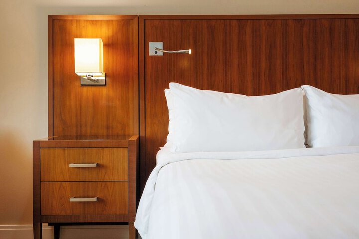 Room 28 of 110