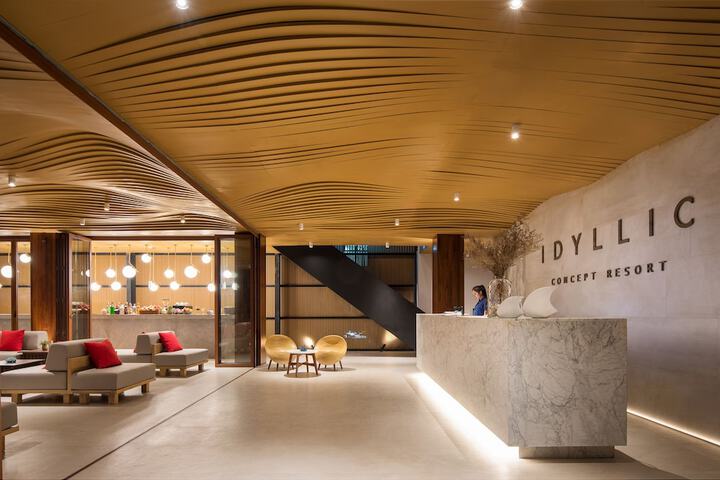 Lobby Entry