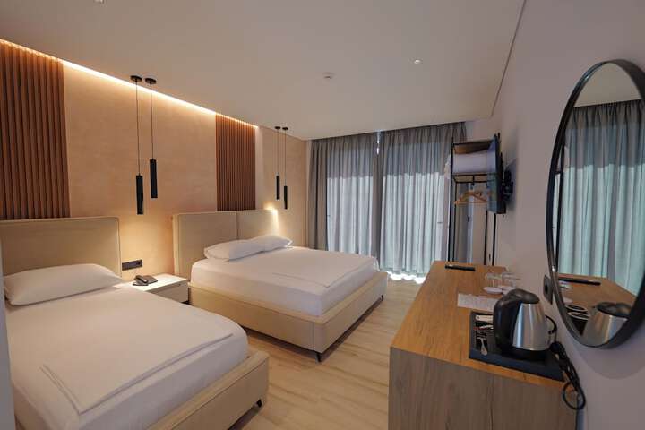 Room 25 of 112