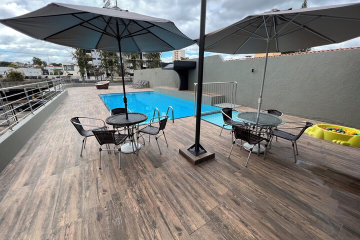 Pool 32 of 67