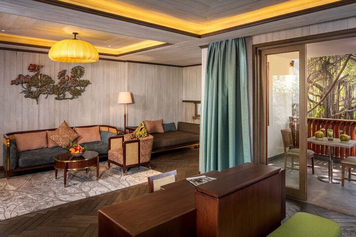 Room 10 of 85