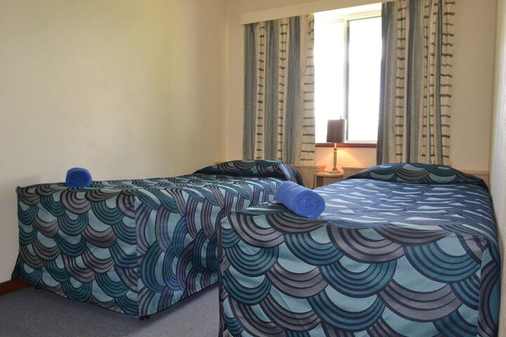 Room 18 of 174