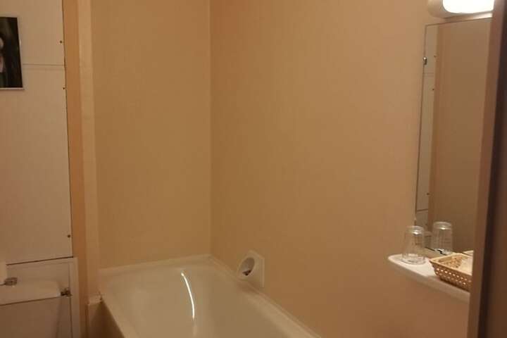 Room 26 of 51
