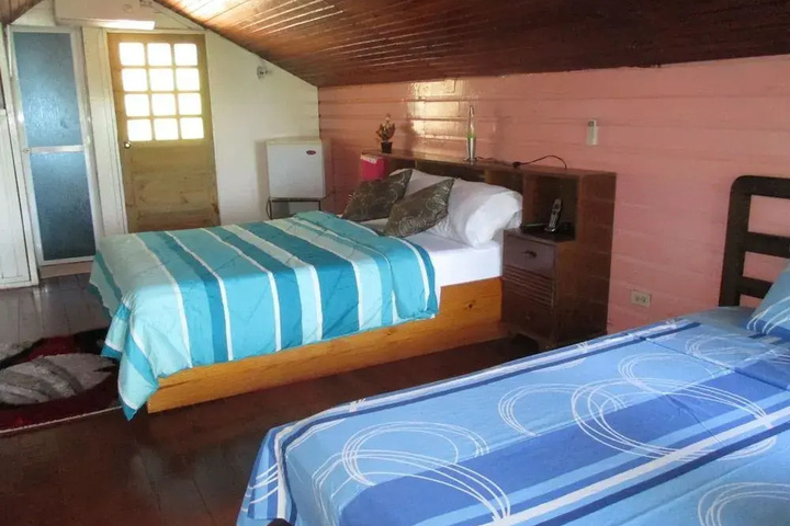 Room 2 of 9