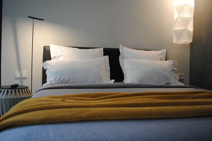 Room 32 of 44