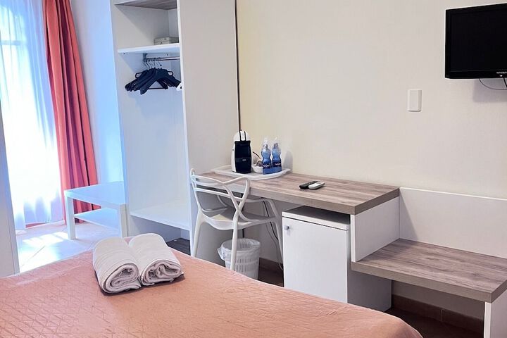 Room 5 of 53