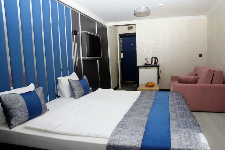 Room 21 of 58