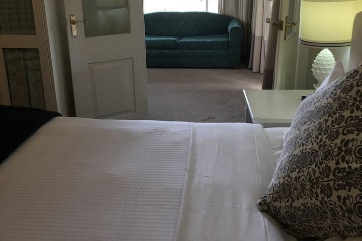 Room 4 of 45