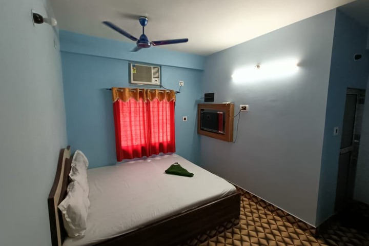 Room 2 of 11