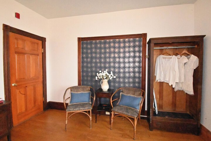 Room 7 of 40