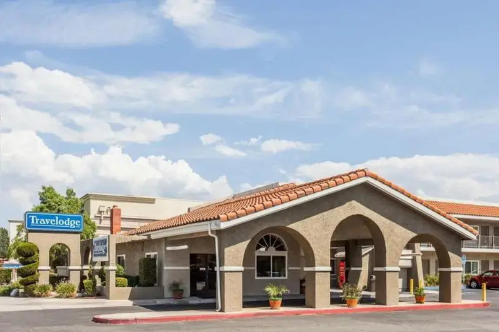 Exterior of Best Western Inn of Hemet