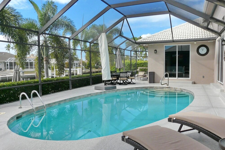 Pool 9 of 20