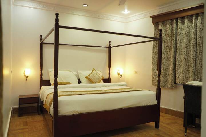 Room 17 of 81