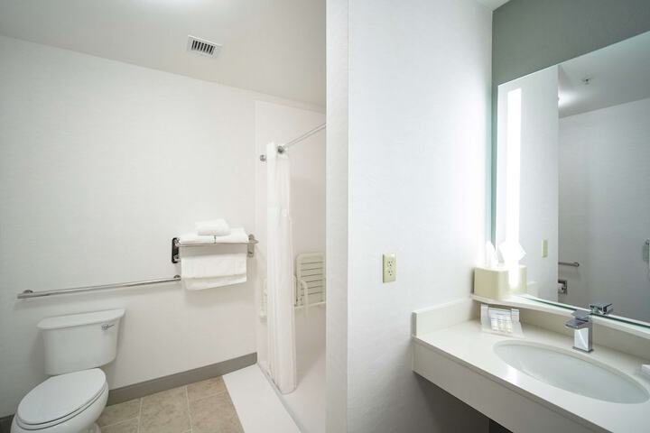 Bathroom shower