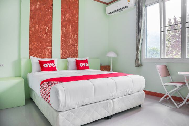 Room 5 of 33
