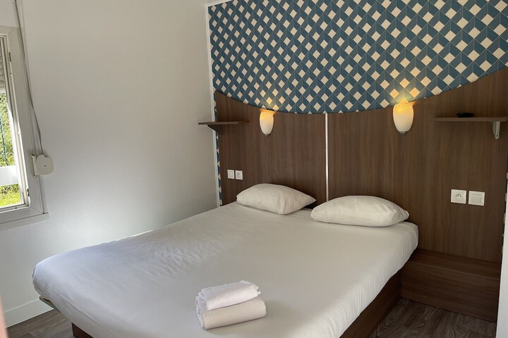 Room 5 of 51
