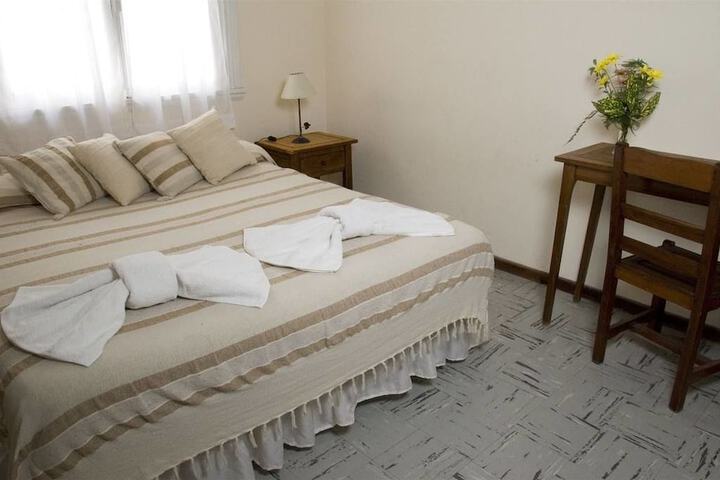 Room 6 of 35