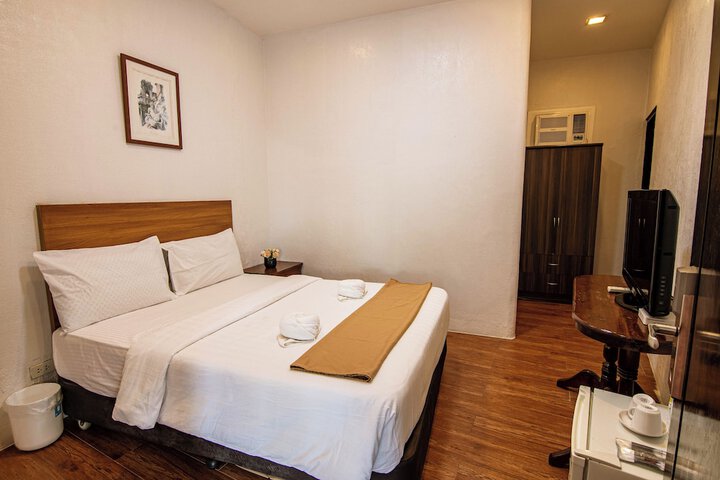 Room 16 of 73