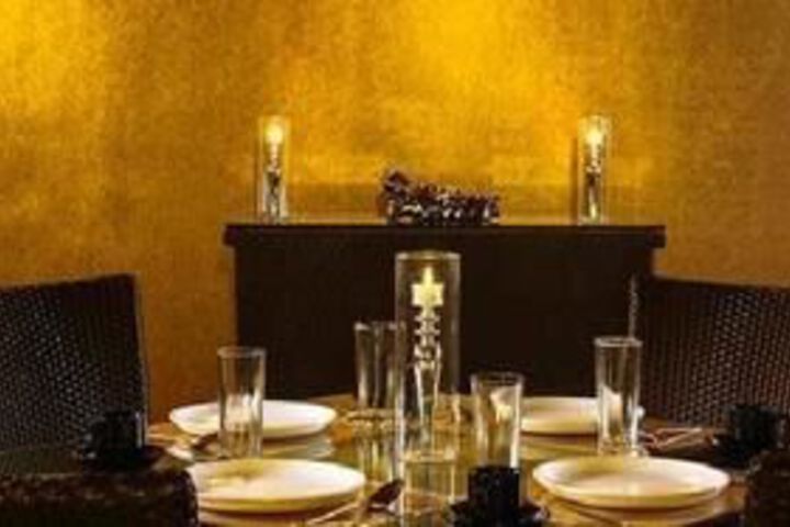 Dining 2 of 21