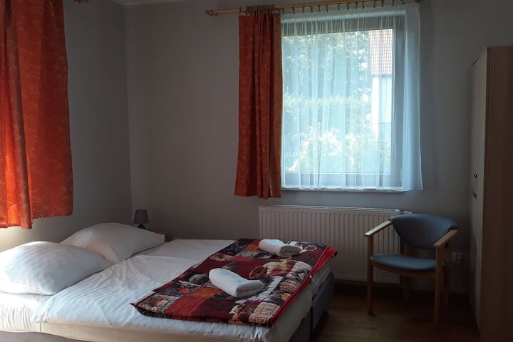 Room 17 of 21