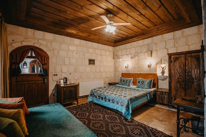 Room 8 of 61