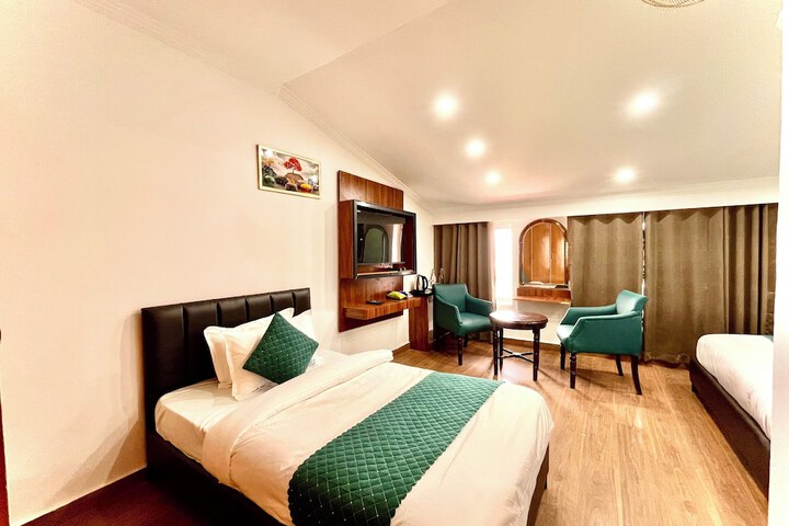 Room 44 of 55