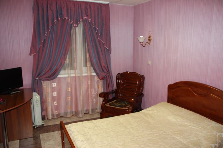 Room 10 of 36