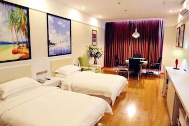 Room 5 of 5