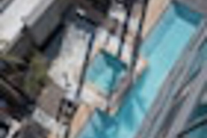 Pool 158 of 252