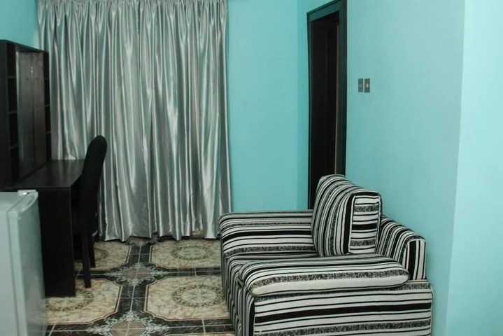 Room 12 of 17