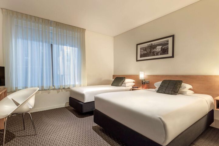 Room 45 of 92