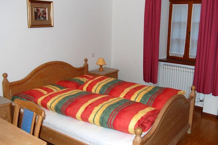 Room 7 of 56